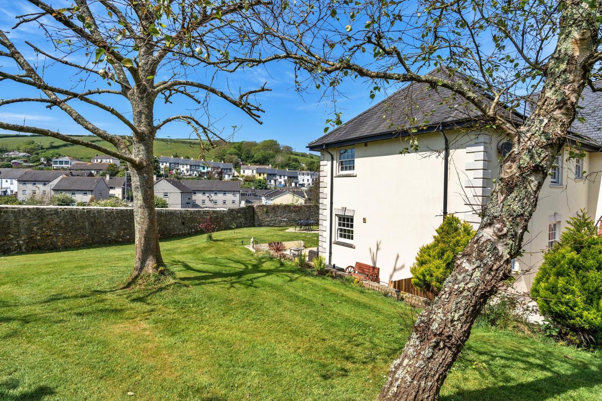 Finest Retreats - Nicely Tucked Away Cottage Torpoint Exterior foto